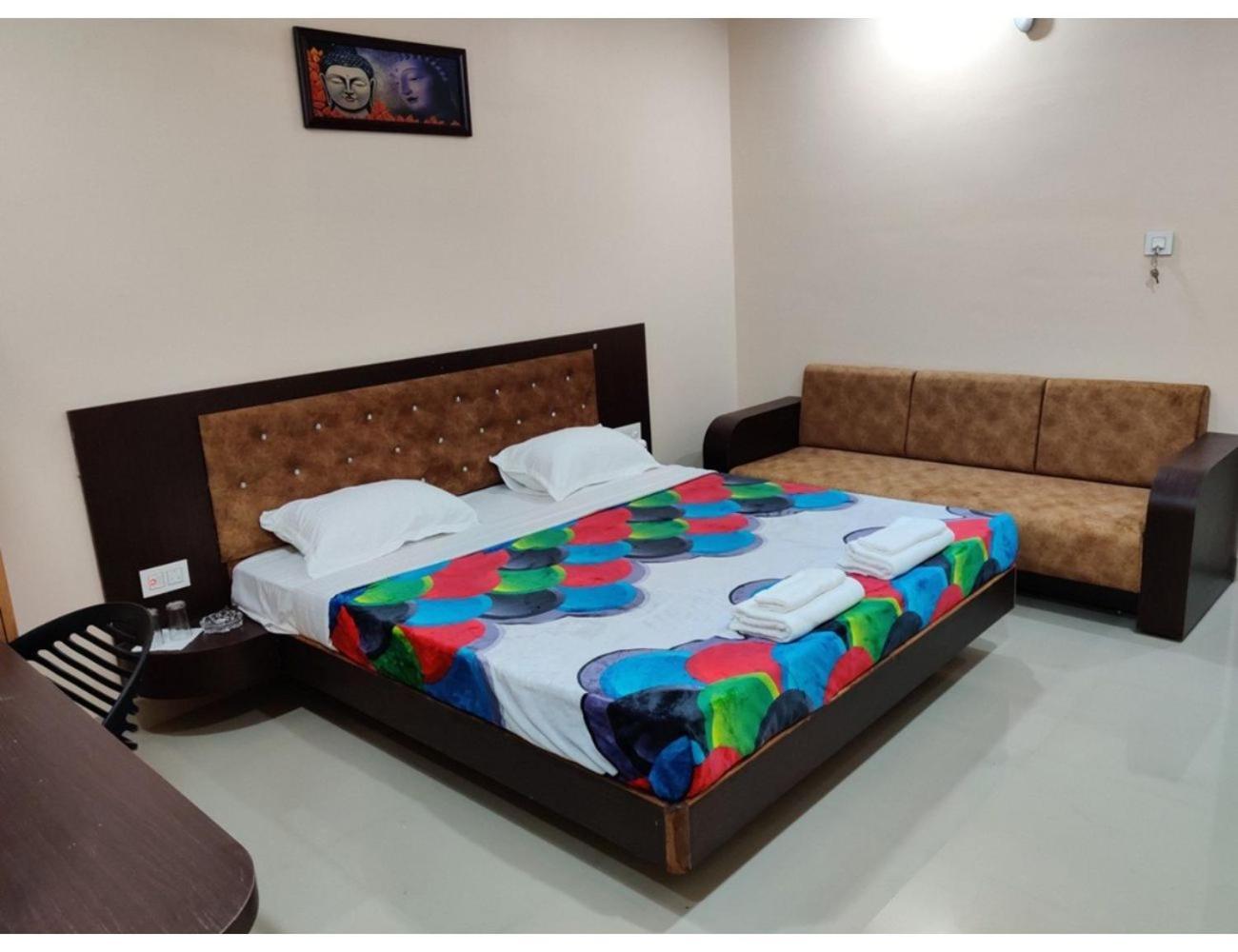 Hotel Pragati, Chanderi, Mp 외부 사진
